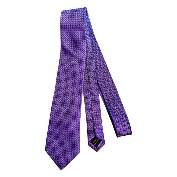 Duchamp Geometric Tie Handmade In England 59” L - 3.25” W Silk Designer Purple - Picture 3 of 5